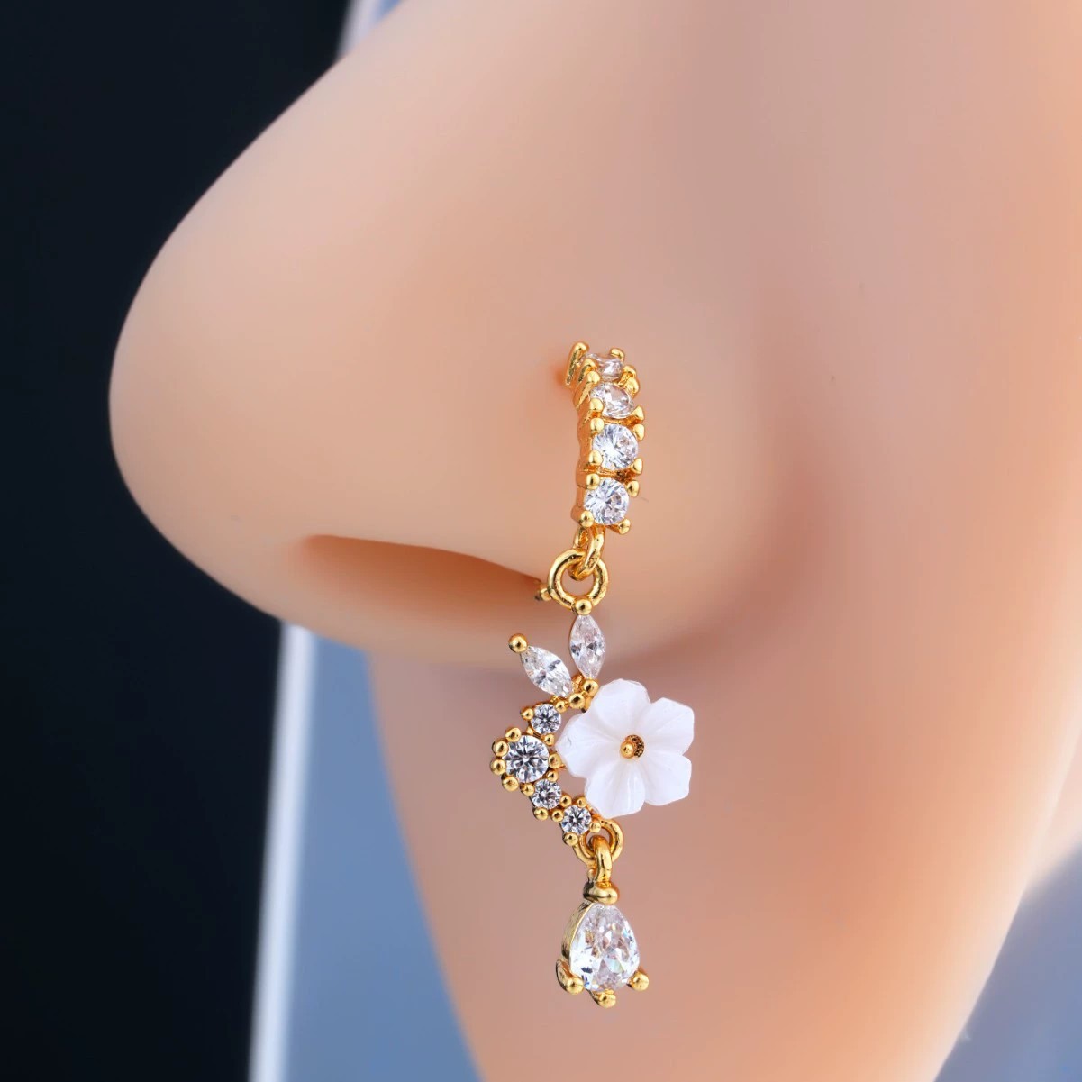 Body Jewelry Surgical Steel - Anello per Naso a Fiore Dorato