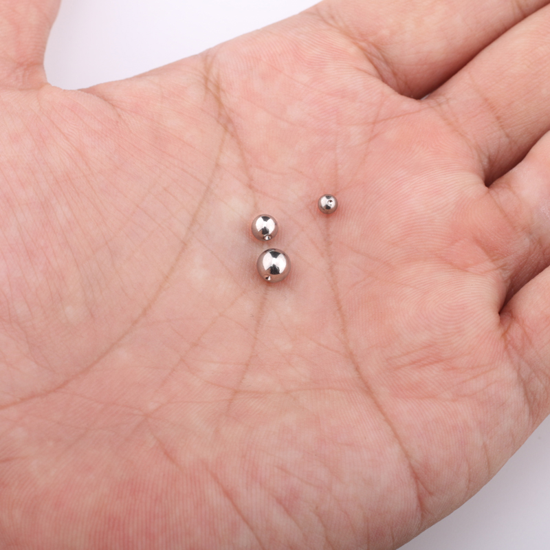 10Pc ASTM F-136 Titanio Perlin - Body Jewelry Replacement Ball recensione e prezzo