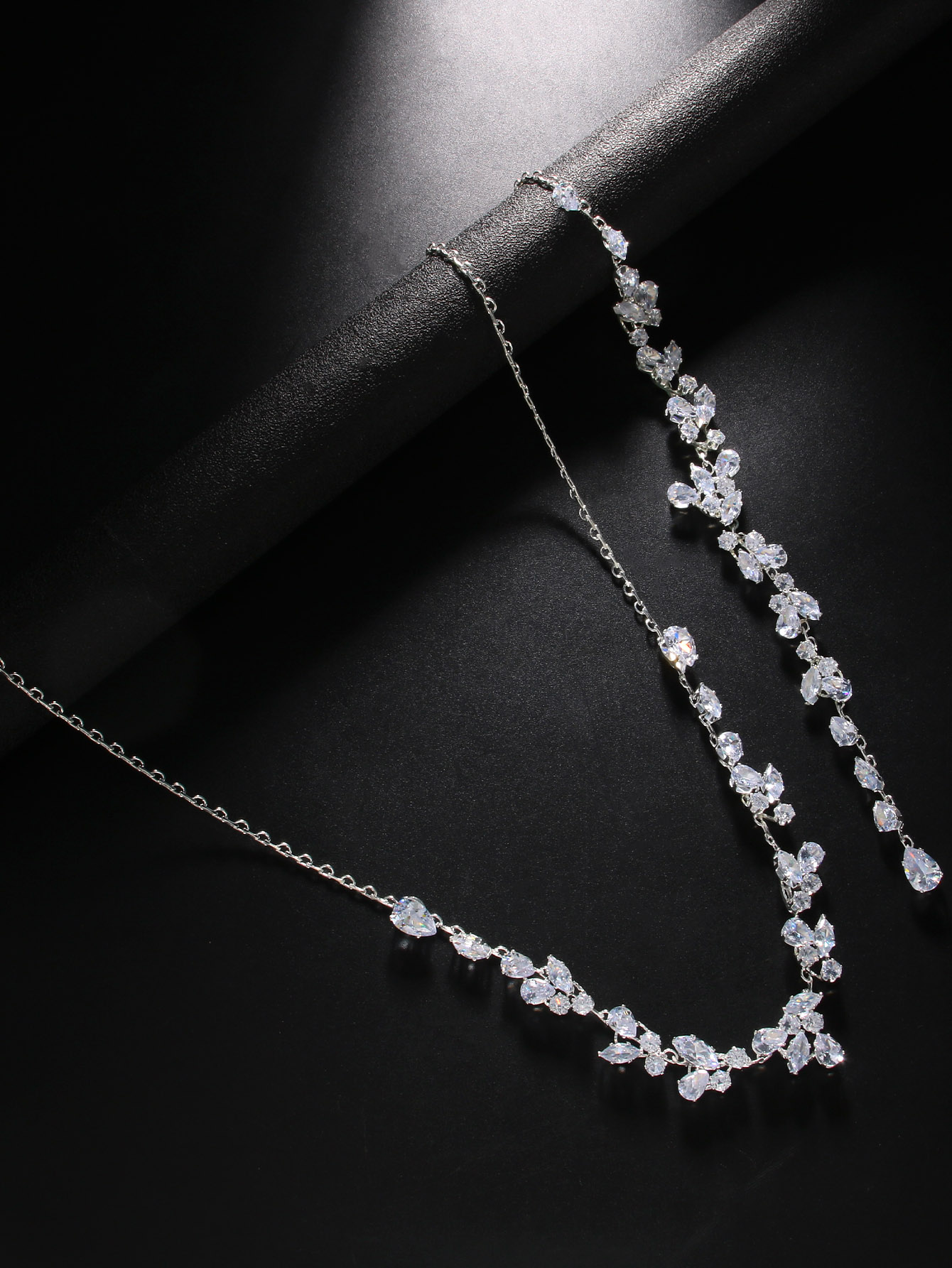 Collana con Foglie di Cristall - Body Jewelry Necklace recensione e prezzo